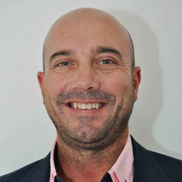 Carlos Acosta, asesor salud MundoSeguros